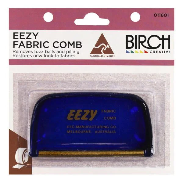  . **Cat scratching board corrugated paper**EEZY Fabric Comb 011601