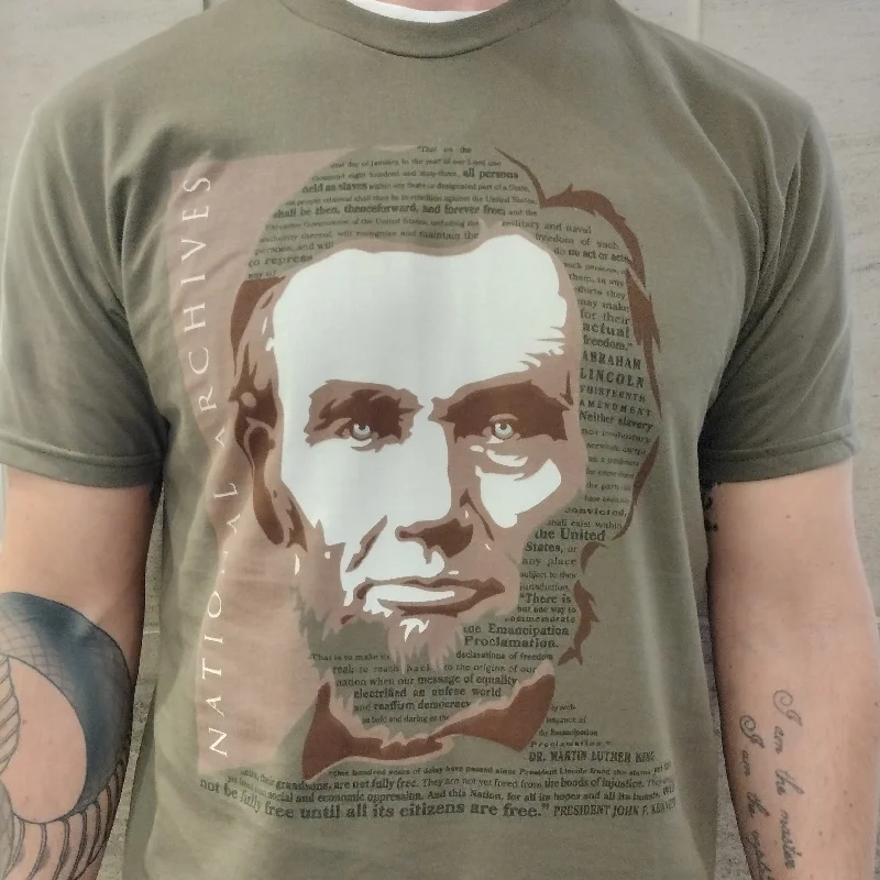 - Pet fence foldable indoorAbraham Lincoln Silhouette Emancipation T-Shirt