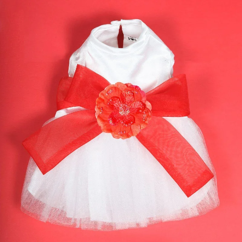 - ​​Pet toys under    yuanThe Madeleine Dog Dress With Red Sash