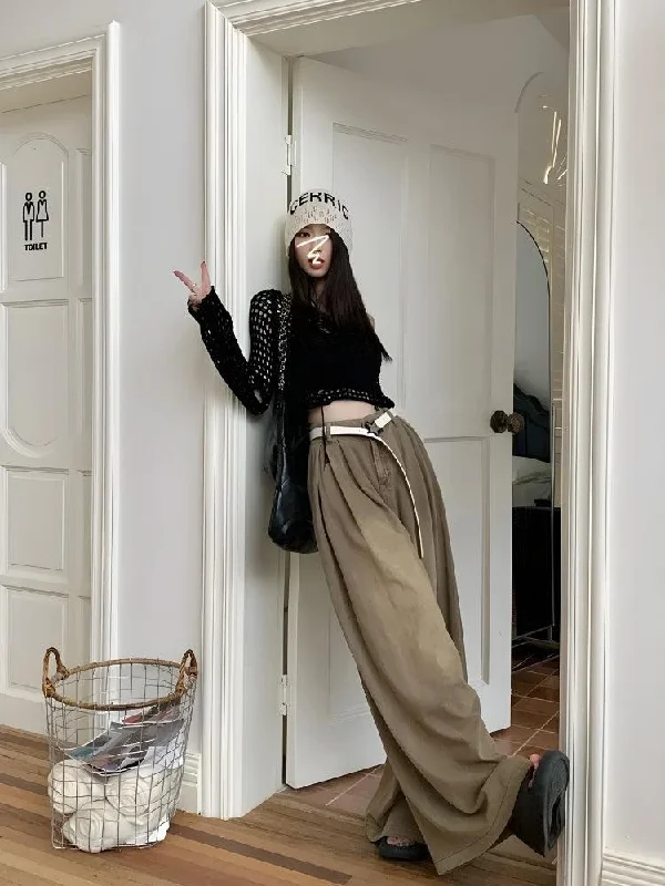 - Parrot climbing and standing wooden frameExtreme Wide Leg Pants