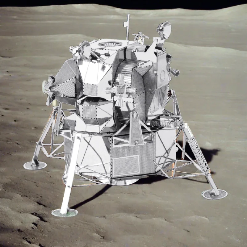  -Splash-proof food bowl AND Anti-choking slow food bowlModel Kit Apollo Lunar Module
