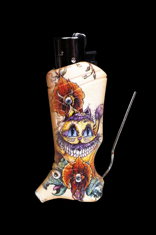 - Foldable and portable cat bagToker Poker Wonderland Clipper Lighter Sleeve