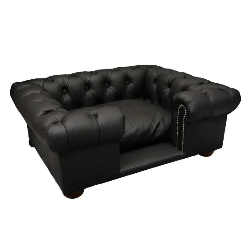 - Remote interactive pet feederScott's of London Balmoral Dog Chesterfield Black Faux Leather