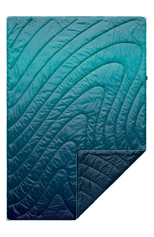 - Summer pet ice matRumpl Original Puffy Blanket - Ocean Fade