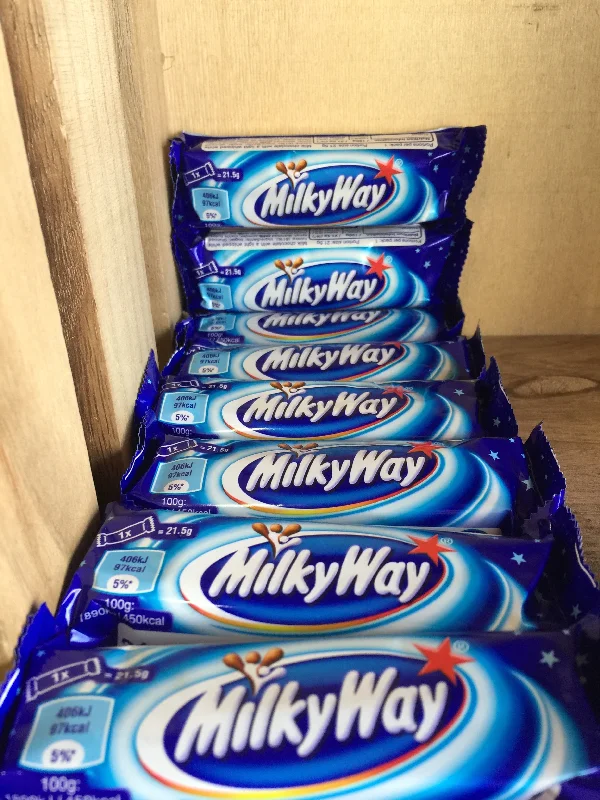 - Foldable and portable cat bag8x MilkyWay Chocolate Bars 21.5g