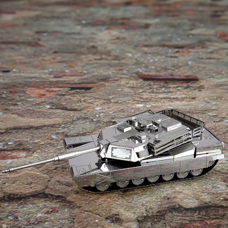 ---Model Kit M1 Abrams Main Battle Tank