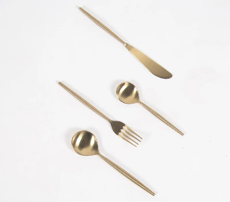- Air box TSA certified check-inGold-Finish Stainless Steel Cutlery (set of 4)