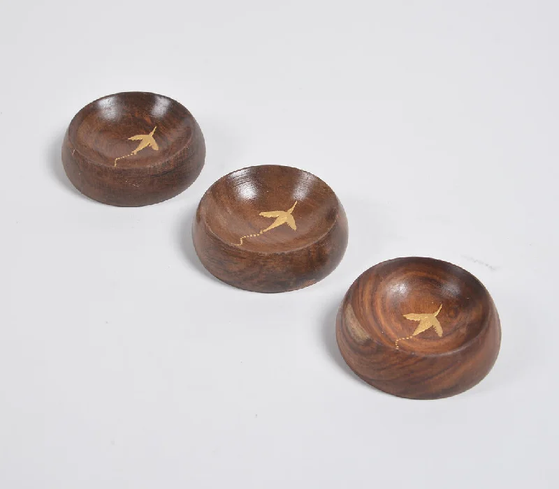 - Postoperative pet anti-licking Elizabethan collarHand Painted Wings Trinket Trays (Set of 3)